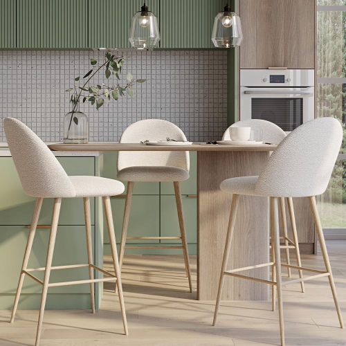 Meridian Furniture Lexi Collection Modern | Cama Tapizada De Terciopelo Contemporáneo Con Acolchado Profundo, Marco Y Patas De Acero Inoxidable Cromado Pulido, Tamaño Queen, Color Azul Marino